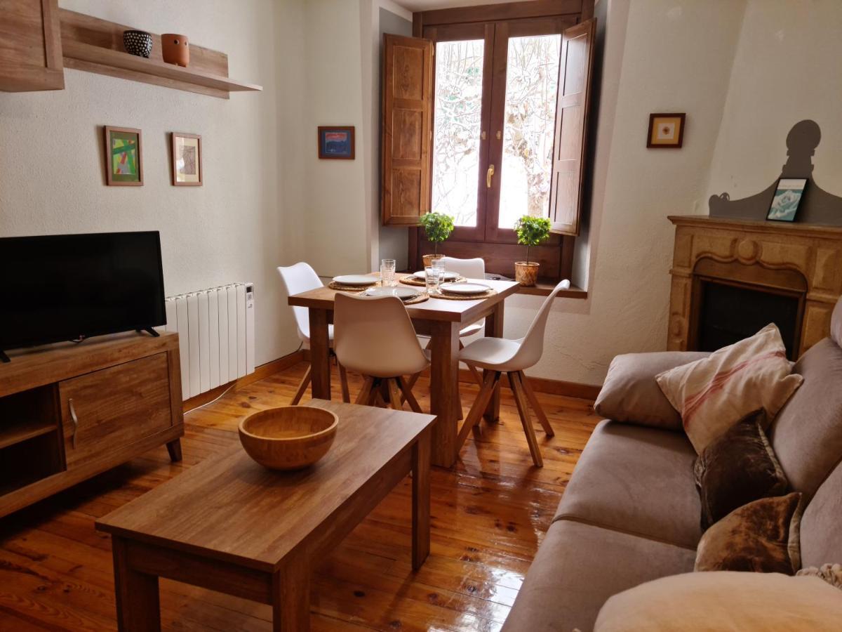 Espectacular Apartamento Reformado En Edificio Historico, Con Wifi 칸프랑크 외부 사진